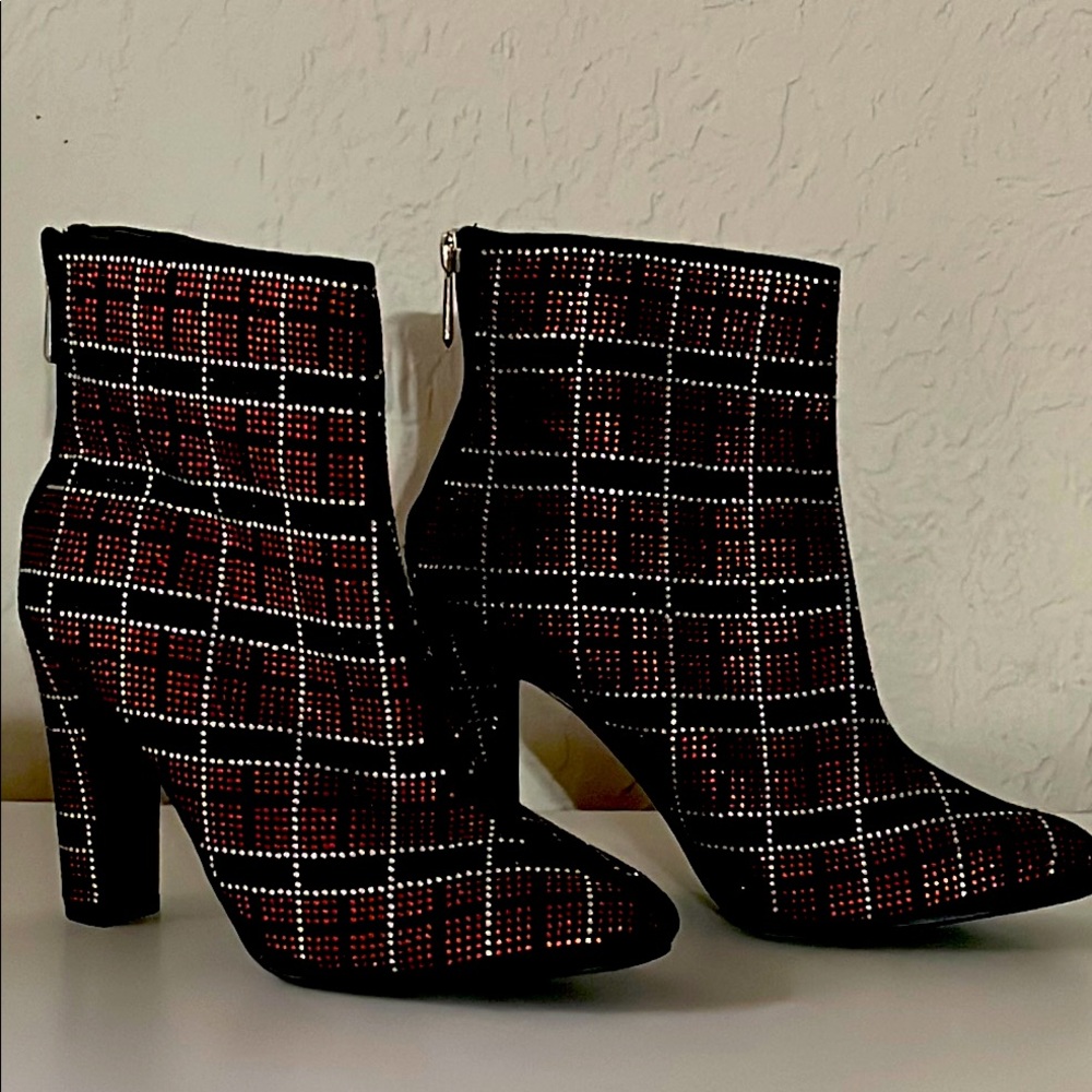 Cape Robbin Mona Y2K Punk Princess Rhinestone Plaid Ankle Boots Size 8M - Picture 6 of 14